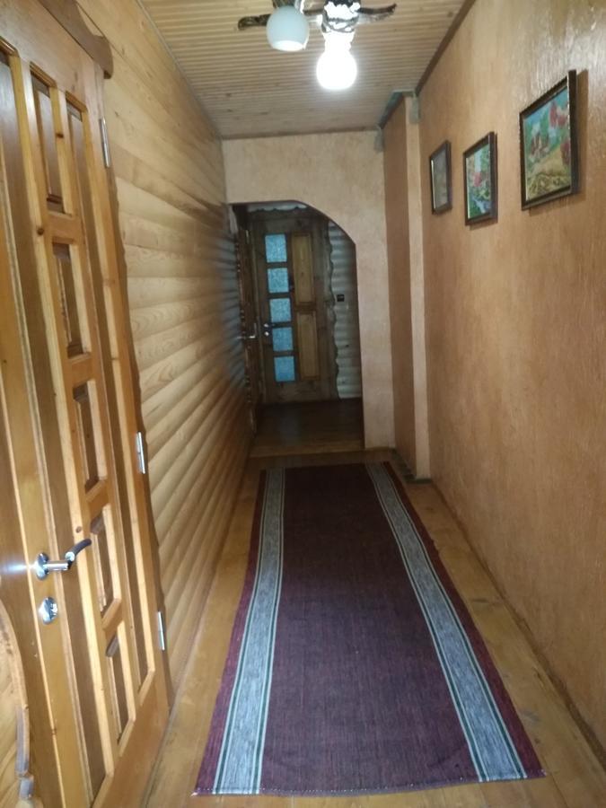 Villa Затишок В Карпатах Jaremtsche Exterior foto